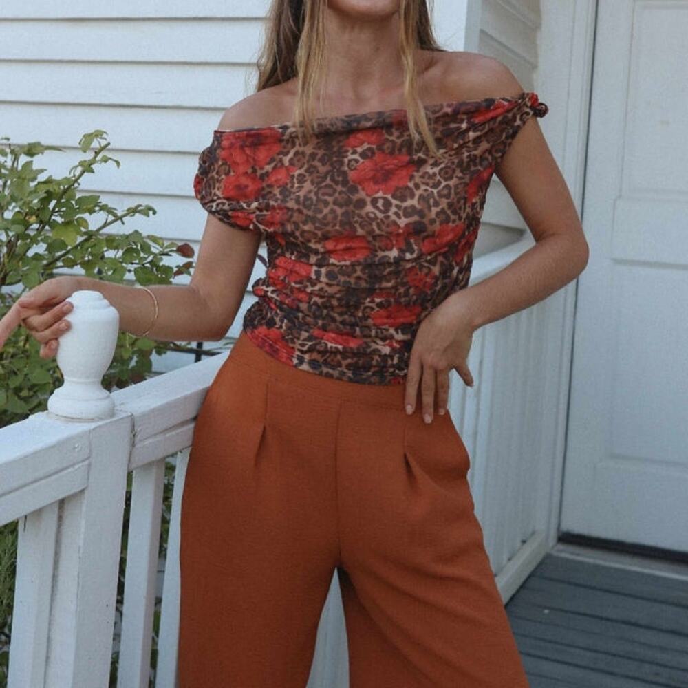 If She Loves NWOT Off-the-Shoulder Leopard Red Floral Mesh Print Ruched Top